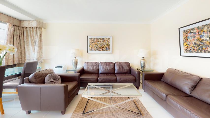 Spacious two bedroom property located near Bayswater / Paddington Porchester Place, Paddington